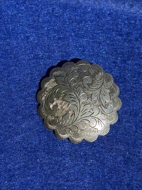 Sterling Silver Scalloped Vintage Engraved Brooch